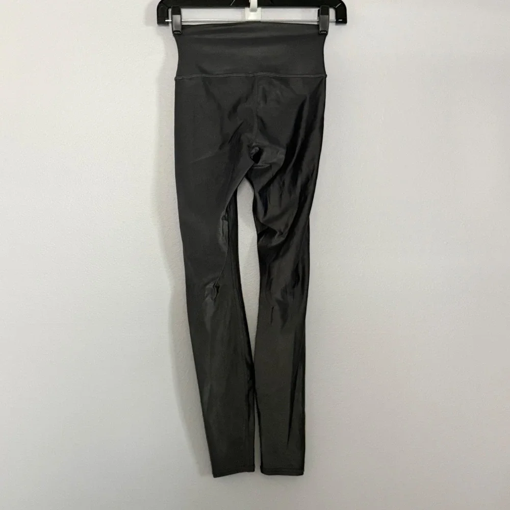 Alo Yoga 7/8 High Waist Airlift Leggings in‎ Anthracite Compression - XSmall